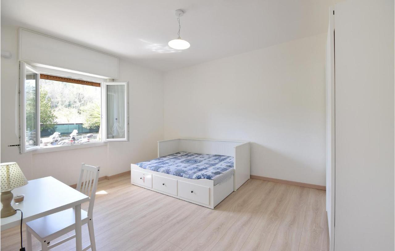 Amazing Apartment In Rapallo With Kitchen 外观 照片