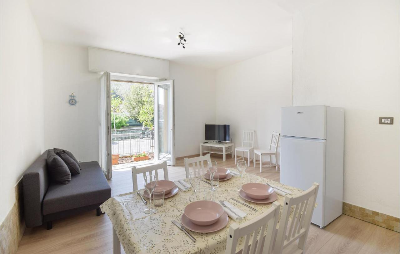 Amazing Apartment In Rapallo With Kitchen 外观 照片